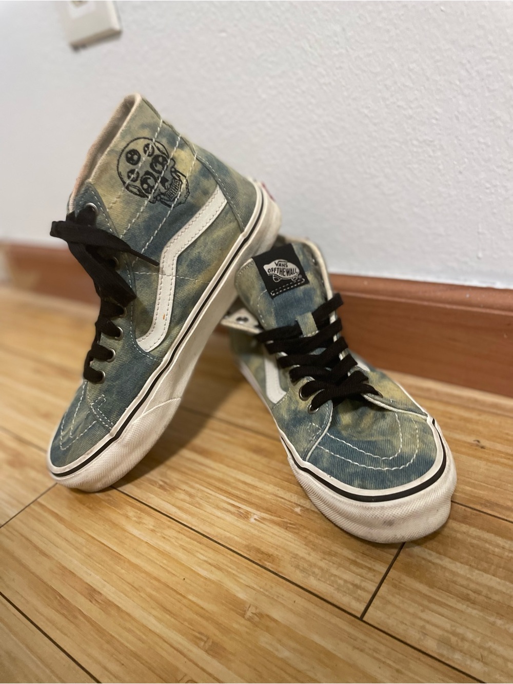 Vans Kids High-Top Sneakers in Blue-Green Tie-Dye with White Stripe